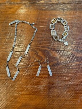 Silver Tone Pendant Necklace and Earrings Set - Silver